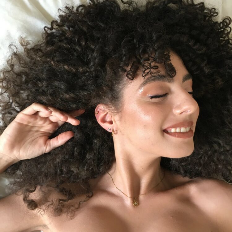 Signature Makeup Athens & Beyond - makeup artist Greece